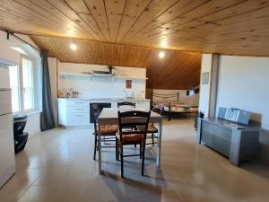 Casa Gialla - Holiday & Business