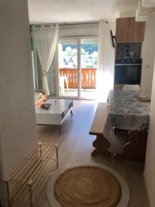 Appartements appart T 3 Bagneres-de-Luchon vue montagne - piscine mi juin : photos des chambres