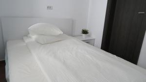 ATLANA Sea View near LOFT and NUBA