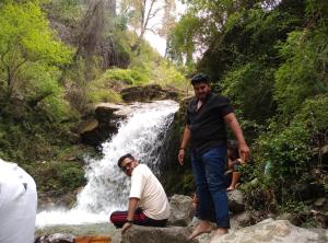 The Himalayan Walnut House - Tirthan