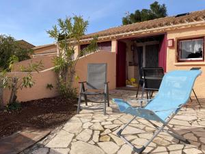 Maisons de vacances Maison - piscine - clim - wifi - vue lac - 4 pers : photos des chambres