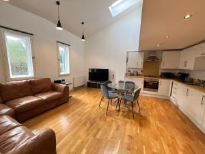 Private Parking 2 Bed 2 bath