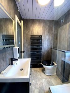 Cardiff City Studio Sleeps 4