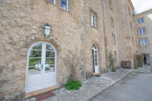 Appartements Chateau du Puy Tourrettes, 60M, Shared swimming pool : photos des chambres