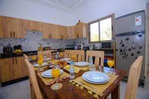 Villa Yanir - Private Swimming Pool Fiber Wifi - Ifrane