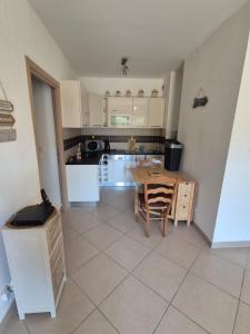 Appartements 2 pieces proche mer et commerces : photos des chambres