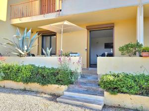 Lechapée Bleue - cosy refait a neuf, avec terrasse et vue jardin, tout se fait à pied - BY AURAconciergerie