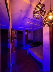 Signature Couple Suite - Kānjra