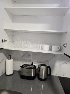 Cozy, Homely Sandton Condo