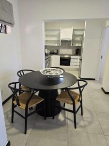 Cozy, Homely Sandton Condo