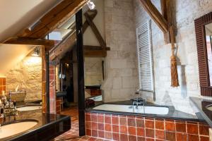 B&B / Chambres d'hotes L'abbaye Saint Michel : photos des chambres