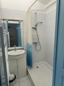Appartements Studio tout confort : photos des chambres