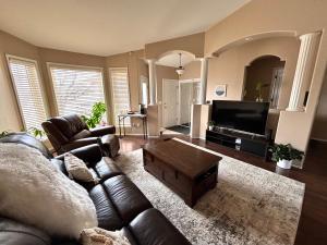 Saskatoon Lashyn Cove Homestay