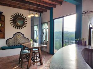 Casa Pajaros Balcony