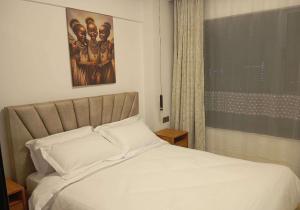 Romantic Gateway in Westlands - Rooftop Cafe, Views & Infinity Pool