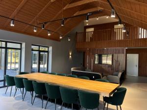 Маєток на Озерах