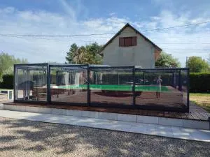 Maison au bord de la baie. - Arrest