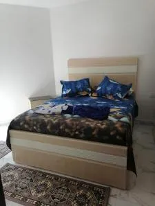 شالية فندقي غرفة ورسيبشن وحمام ومطبخ مكيف بالكامل بورتو سعيد Porto Said - Ad Dībah