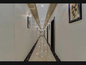 Super Hotel O Raas Near Near Paschim Vihar
