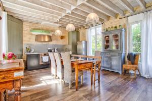 Maisons de vacances Villa 1880 - Centre Ville - Jardin Botanique : photos des chambres