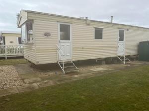Chantelle & Ashleys Caravan Getaway