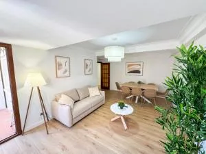 Nobleza del Pilar - Turistea - 加列戈新镇