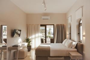 Ariadne Suites