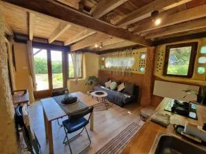 Organic and artistic home - Payrignac