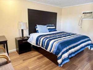 King Room room in Gratiot View Motel