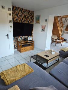 Maisons de vacances Maison proche Boulerie Jump Savigne l-eveque, proche Circuit 24h : photos des chambres