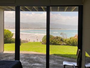 Villa by the sea , Apollo Bay