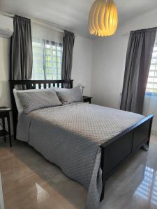Casa La Beba, Luxury 3BR Oasis with Jacuzzi & BBQ Near Colonial Zone, Malls and Dining