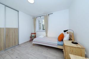 Apartments by the sea Mandre, Pag - 24320