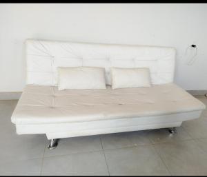 Micro casa com ar condicionado 2km da prainha