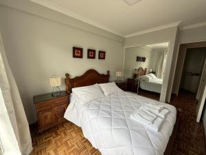 Excelente departamento de categoría en la mejor zona turística frente al shopping