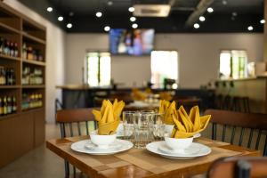 Seaside Fireworks Apartment Free Gym & Pool