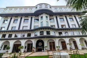 Rudraksh The Hotel - Allāhābād Junction