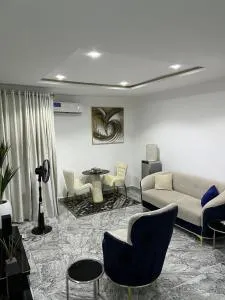 Evelynmoore luxury home - Mobushipe