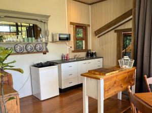 The Hut at Rossglen-Camden Haven