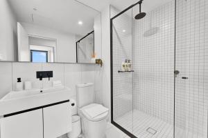 Gorgeous 2bed 2bath apartment near Crown