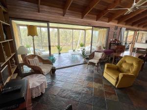 BasinWaterStays Waterfront Jetty - Brm1 Private Bedroom & Private Bathroom in room - Shared Facilities - see Profile & Photos