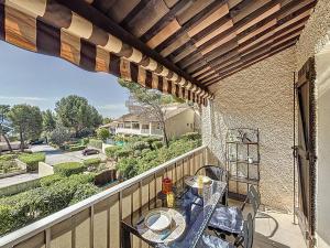 Joli studio avec terrasse et parking proche plage - FR-1-770-46