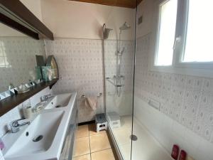 Maison atypique pour 8 pers., animaux acceptés, terrasses - FR-1-833-31