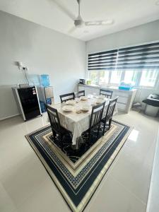 TAMU HOMESTAY Alam Mutiara