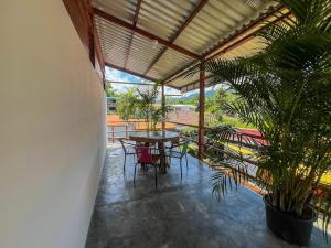 Zaza Flats Jaco #5 New basic STUDIO APARTMENT - no extras, simple