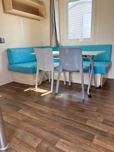 Campings CAMPING DU PHARE d OPALE MOBILE HOME J10 : photos des chambres