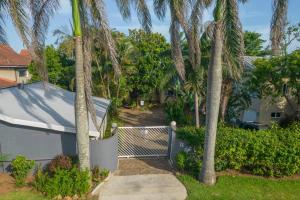 23 Ambleside Retreat