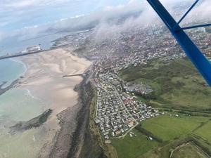 Campings CAMPING DU PHARE d OPALE MOBILE HOME J10 : photos des chambres