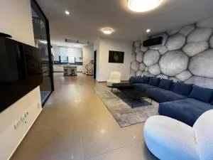 Super house - Ramot HaShavim