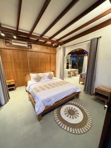 Dikha House